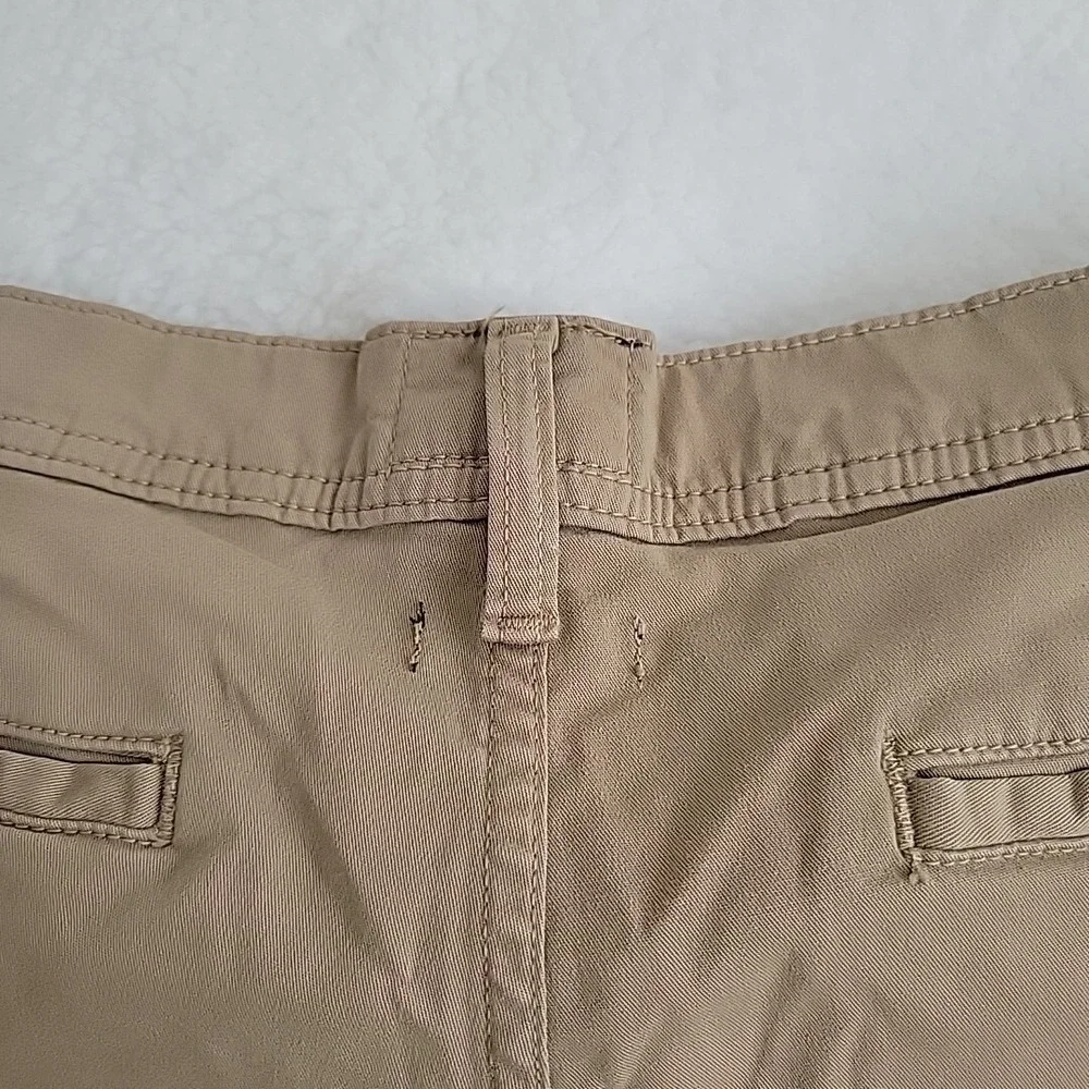 The North Face Men's Size 38 Khaki Pocketed 10